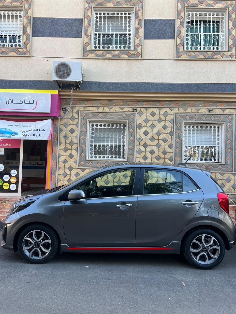 Lazrak auto Kia picanto gt line 2022 